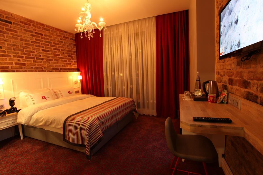 Q Pera Hotel (Adults Only) Истанбул Екстериор снимка