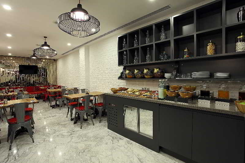 Q Pera Hotel (Adults Only) Истанбул Екстериор снимка