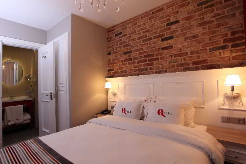 Q Pera Hotel (Adults Only) Истанбул Екстериор снимка